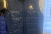 Мужская жилетка adidas